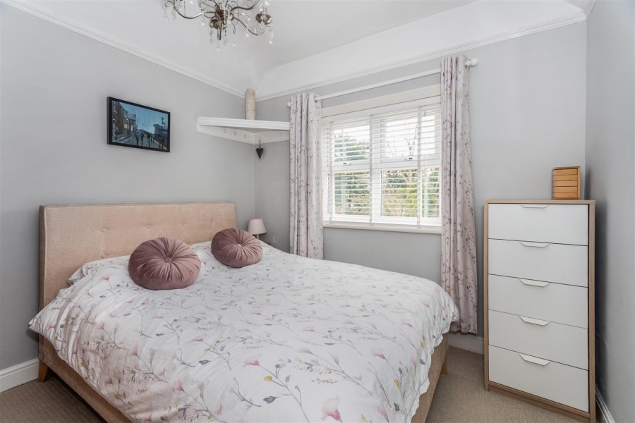 Images for 27 St. Johns Road, Driffield