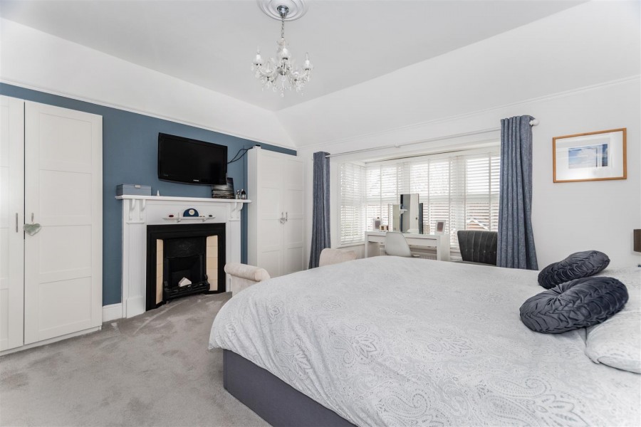 Images for 27 St. Johns Road, Driffield