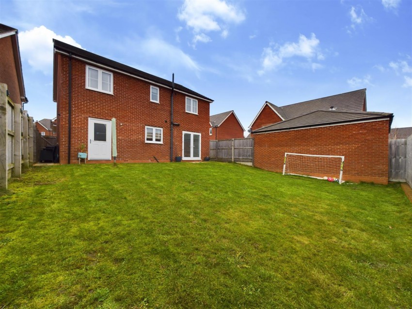 Images for 14 Field Close, Malton, North Yorkshire, YO17 7PL