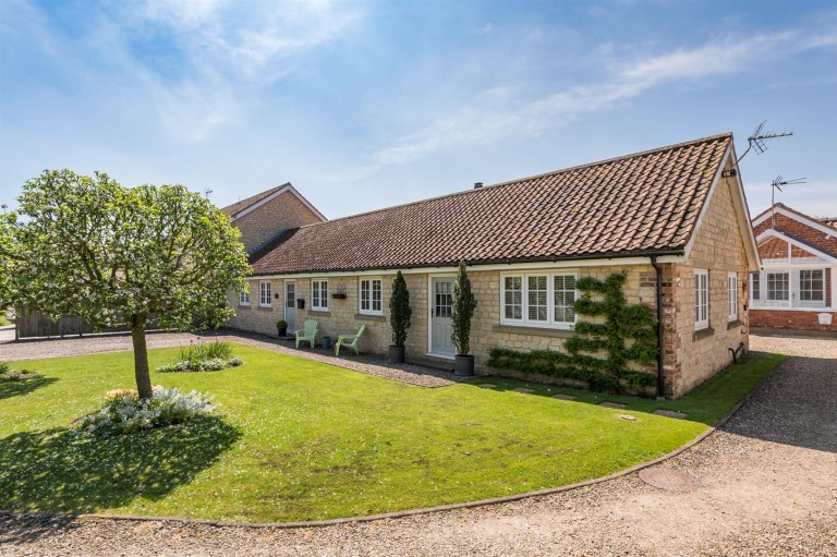 View Full Details for Shrew Cottage, Duggleby, Malton, YO17 8BN