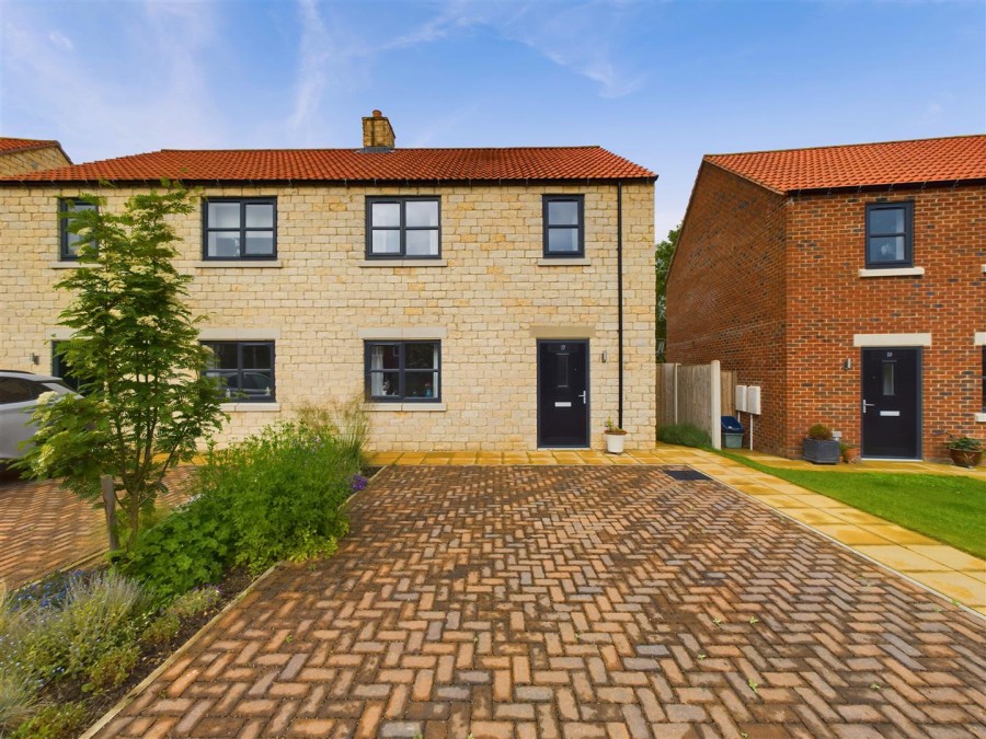 Images for 17, Riccal Drive, Helmsley, North Yorkshire, YO62 5FF