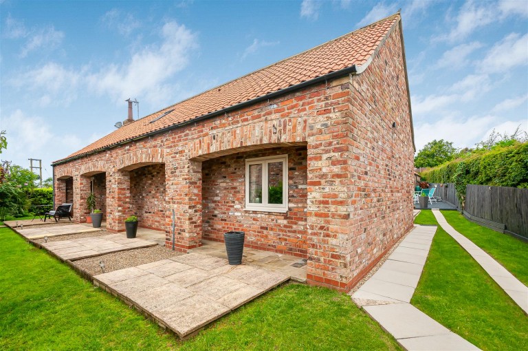 View Full Details for Westfield Barn, Holme View Court, Burton Agnes, Driffield