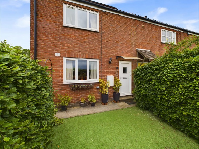 View Full Details for 3 Malton Lane, West Lutton, Malton, YO17 8TA