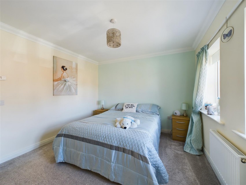 Images for 22 Priory Close, Nafferton, Driffield, YO25 4AT