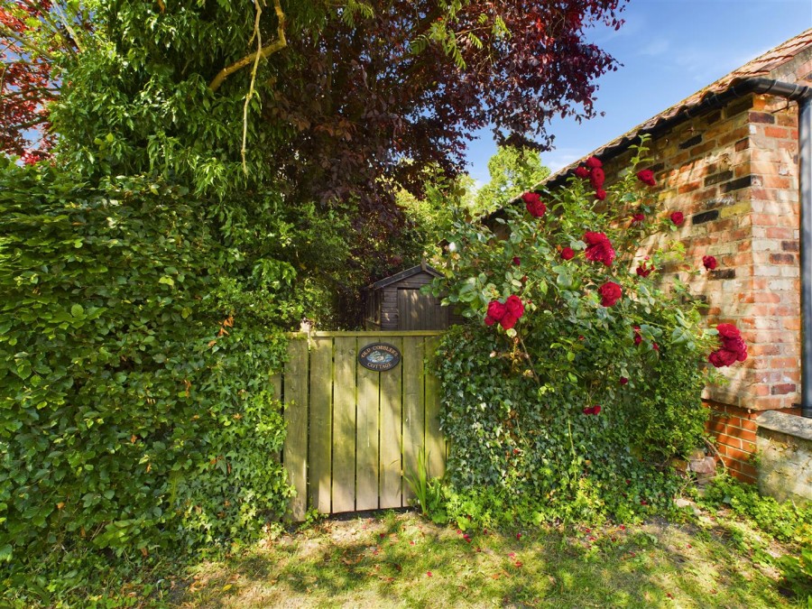 Images for Old Cobblers Cottage, 3 Mere Cottages, North Dalton, Driffield, YO25 9UX