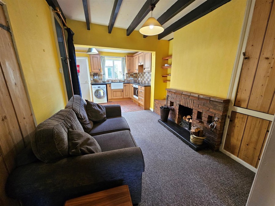 Images for Old Cobblers Cottage, 3 Mere Cottages, North Dalton, Driffield, YO25 9UX