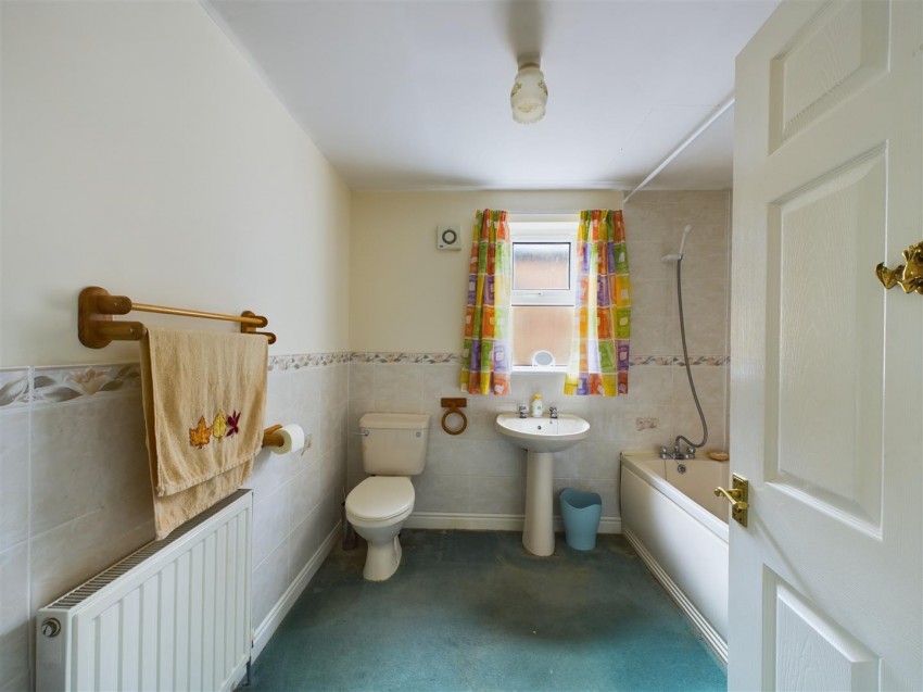 Images for 3 Hudson Drive, Driffield. YO25 5NX