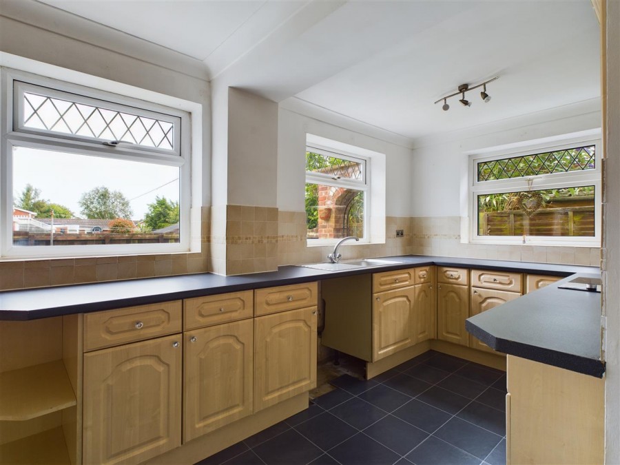 Images for 70 Highfield Avenue, Driffield, YO25 5EP