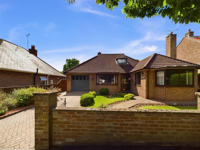 View Full Details for Beech Croft, The Avenue, Driffield, YO25 5HS