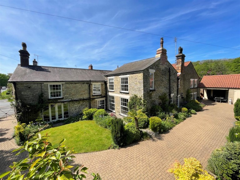 View Full Details for Bridgefoot House, Chestnut Avenue Thornton-Le-Dale, Pickering, YO18 7RR