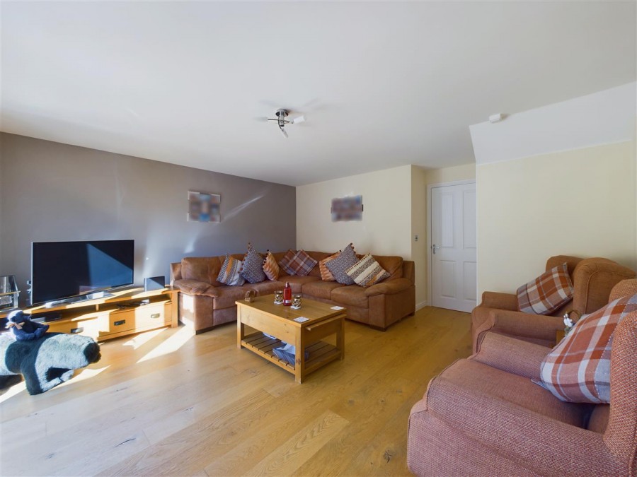 Images for 8 Woodlands Park, Pickering, North Yorkshire, YO18 7AH