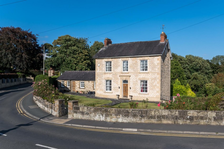 Images for Cliff House, 14 East Mount, Malton, North Yorkshire, YO17 7EX