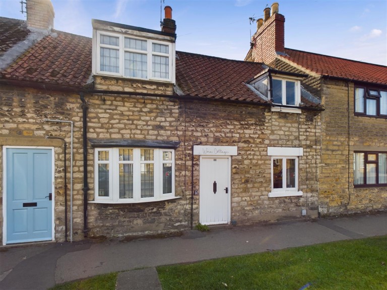 View Full Details for 22 Westgate, Pickering, North Yorkshire, YO18 8BA