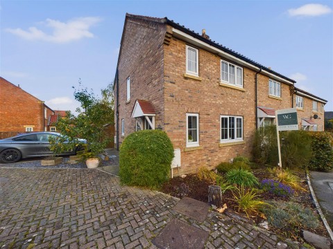 6 Ducks Farm Close, Kirby Misperton, Malton, YO17 6XH