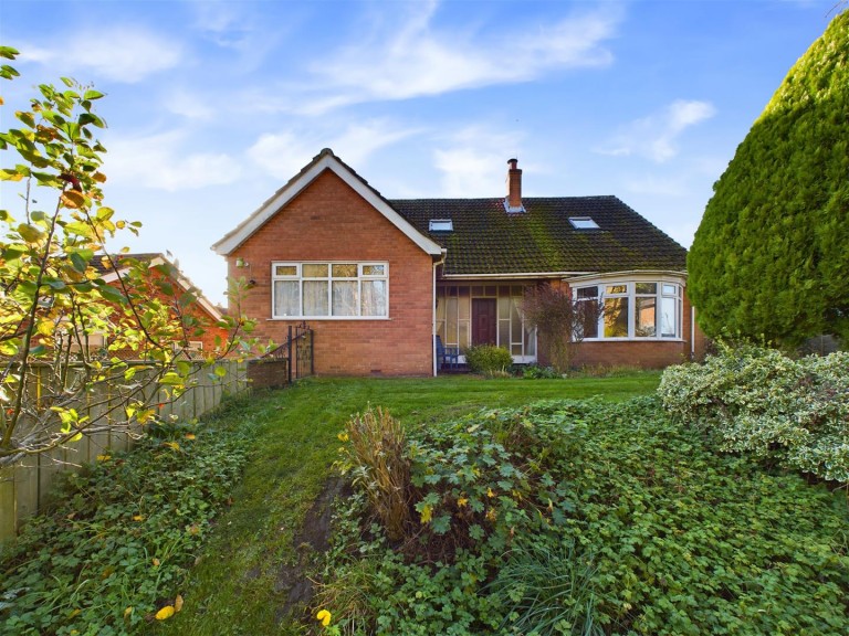 View Full Details for 7 Church Lane, Hutton, Driffield, YO25 9PS