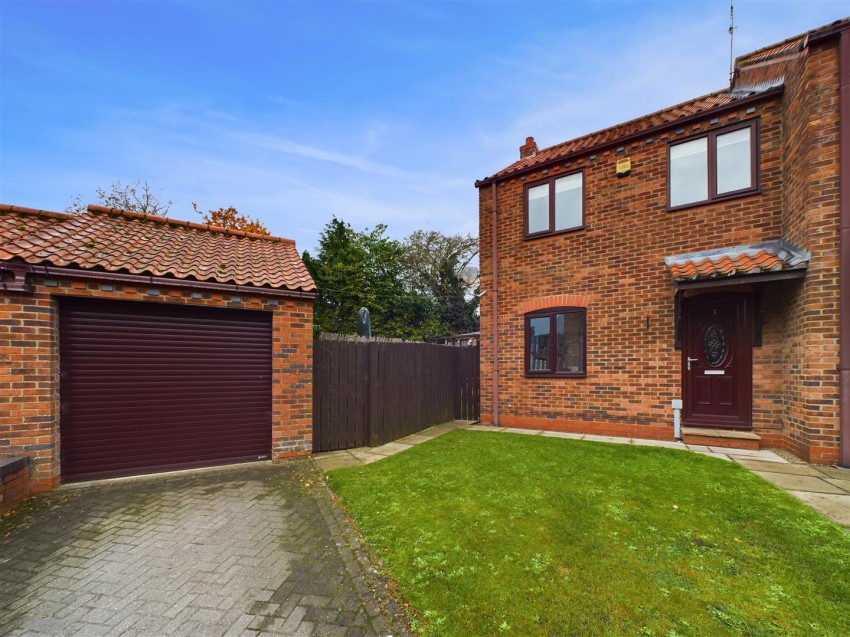 Images for 1 Riverhead Drive, Driffield YO25 6NL