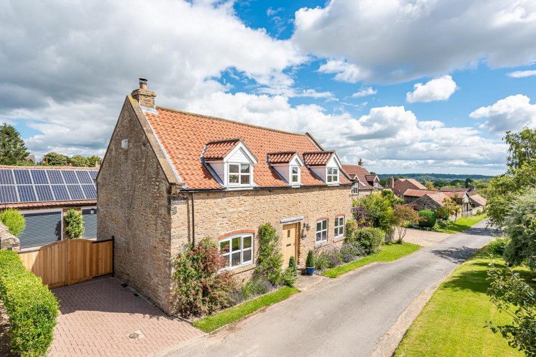 View Full Details for Barn House, South Back Lane, Terrington, York, YO60 6PX