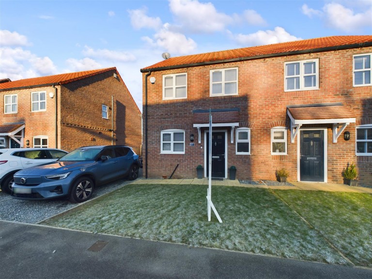 View Full Details for 89 New Walk, Driffield, YO25 5LE