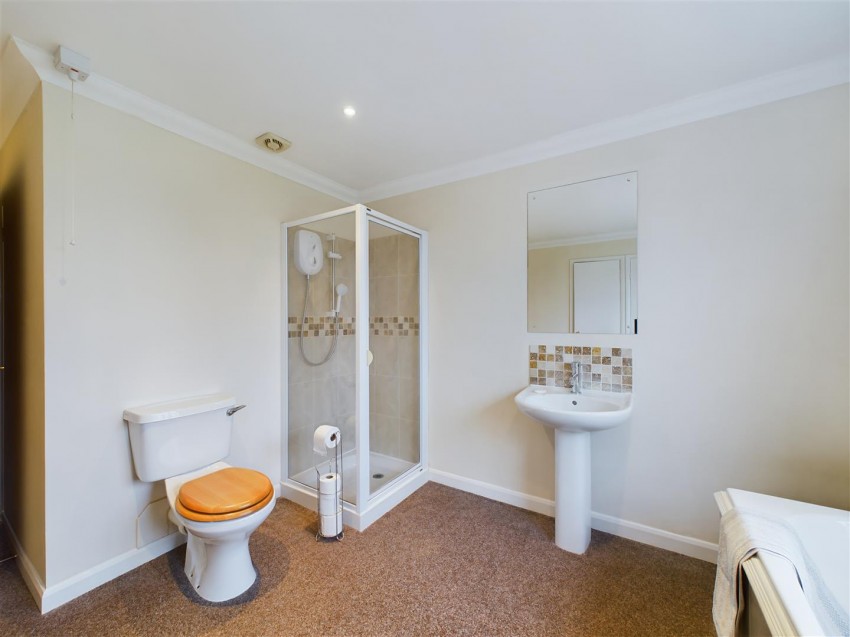 Images for Little Fountain Cottage, Wilfholme Road, Watton, Driffield, YO25 9HZ