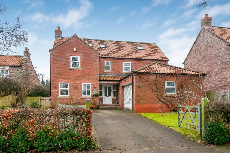 View Full Details for Seekings, West End, Kilham, Driffield, YO25 4RR