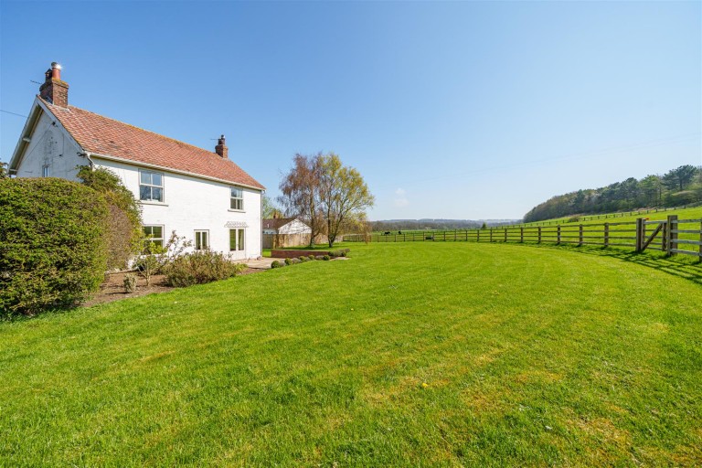 View Full Details for Westfield Farm Cottage, Beverley Road, Norton, Malton, YO17 9PL