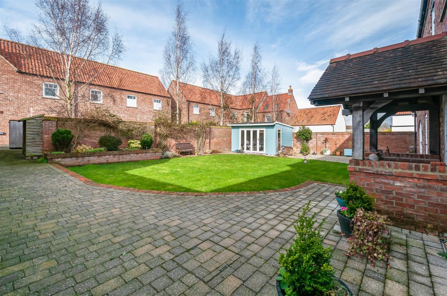 Images for 3 Manor Close, Cranswick, Driffield, YO25 9HB