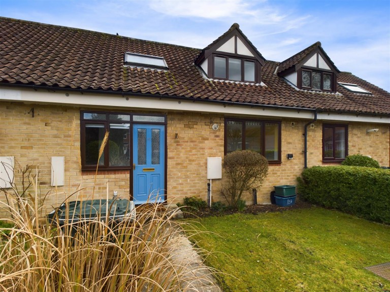 View Full Details for 42 Crambeck Village, Welburn, York YO60 7EZ